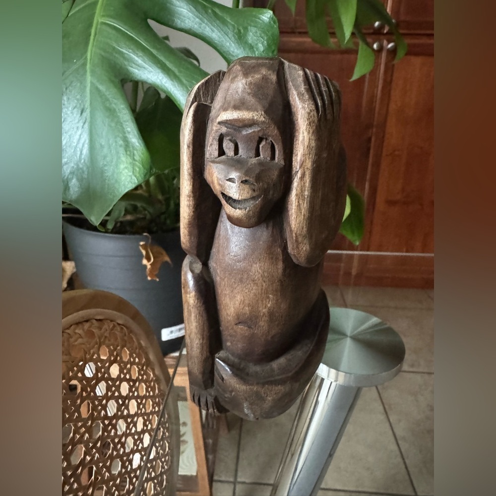 Hand Carved Wooden Monkey Sculpture Hear No Evil Folk Art‎ Decor